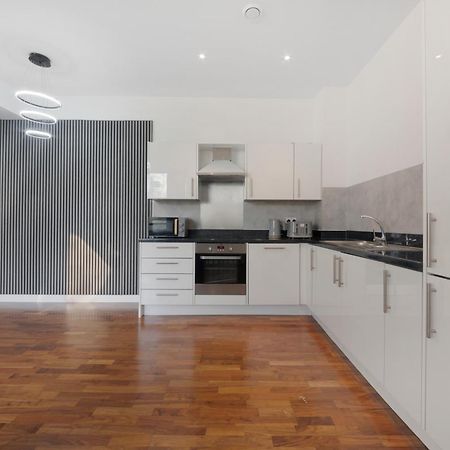 Riverside 2 Bedroom Stratford London Kültér fotó
